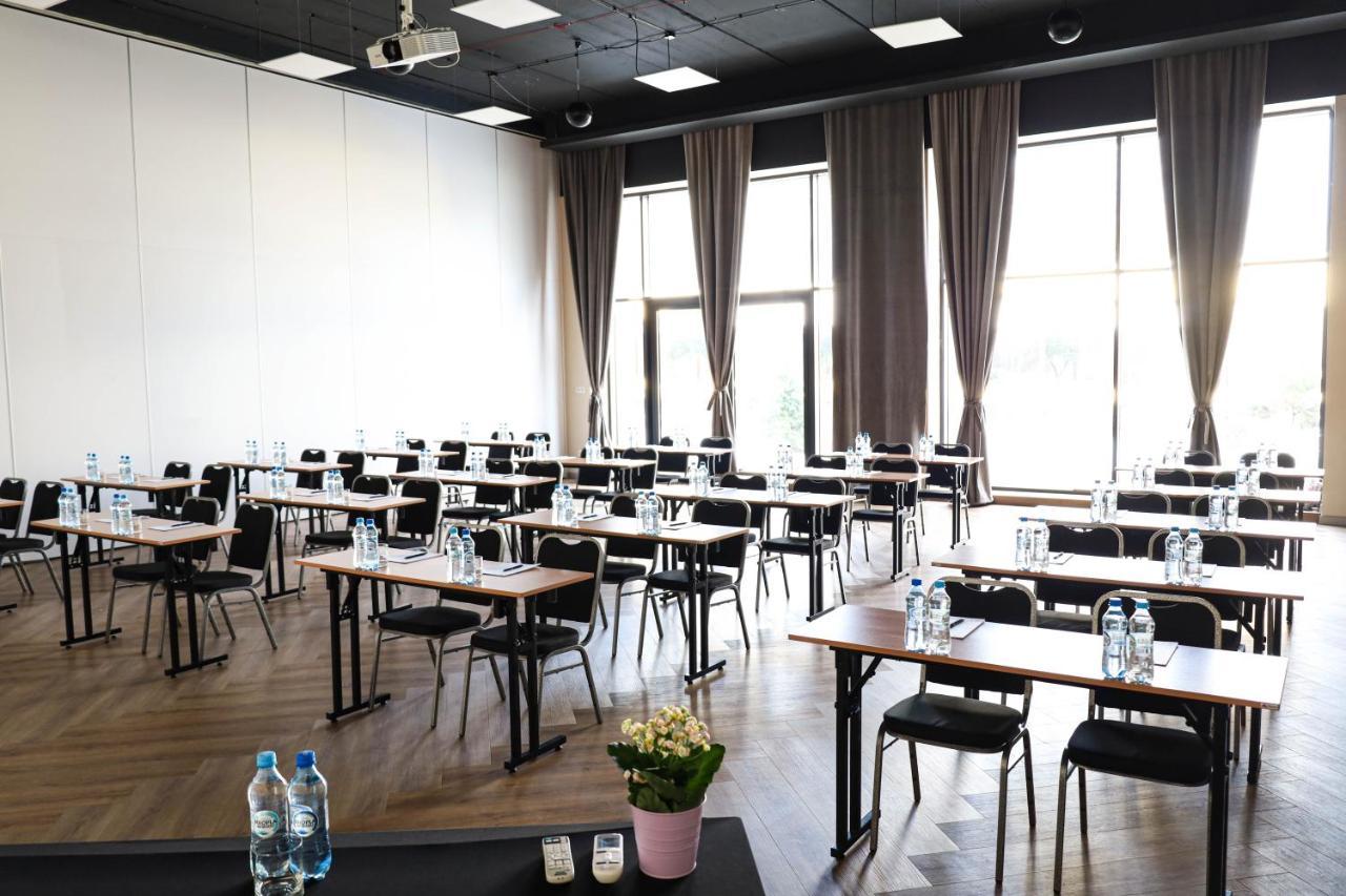 Falenty Biznes I Wypoczynek Raszyn Bagian luar foto